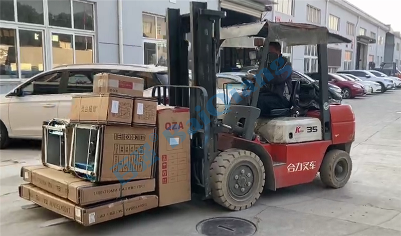 百?gòu)?qiáng)洗滌設(shè)備發(fā)貨湖北