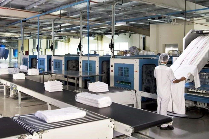 百強(qiáng)洗滌設(shè)備解析-水洗廠洗滌布草的操作步驟，注意事項(xiàng)