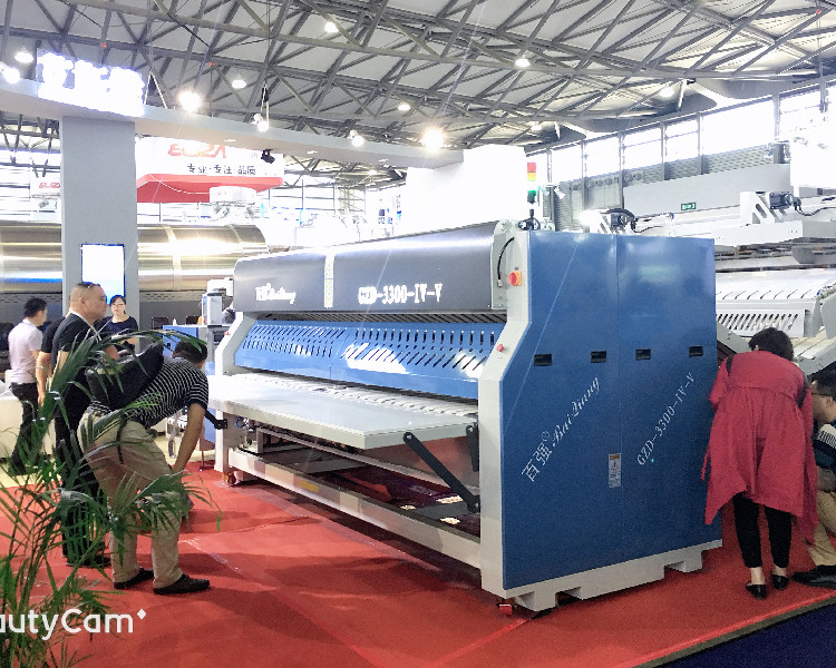 新開布草洗滌廠掌握這些知識(shí)幫你采購好設(shè)備